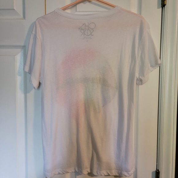 NWOT Chaser Lip Rainbow Graphic Tee TShirt - Picture 3 of 3
